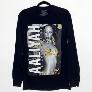 Aaliyah ‘hot like fire’ the queen 👑 of R&B LongSleeve T shirt official Merch‌‌